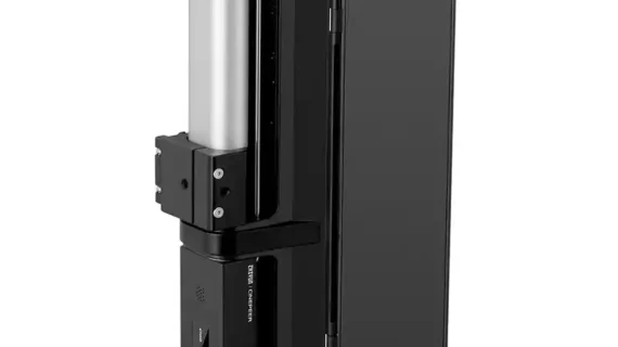 نور باتومی Cinepeer C100