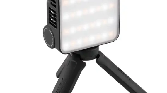 نور ثابت Cinepeer CM15