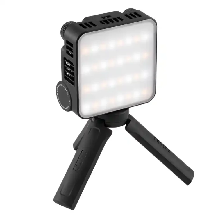 نور ثابت Cinepeer CM15