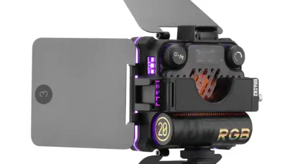 نسخه کمبو نور ثابت Zhiyun Fiveray M20C
