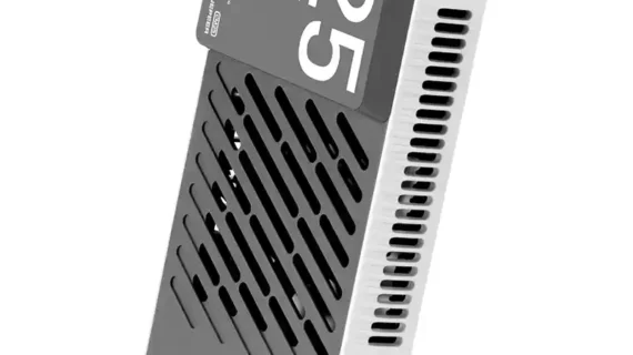 نور ثابت Cinepeer CM25